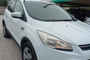 Ford Kuga 2.0 TDCI 140 CV 4WD Titanium