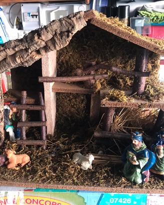Presepe natale con statuine