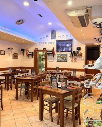 Attività / Licenza di 120 m² con 3 locali a Bracci
