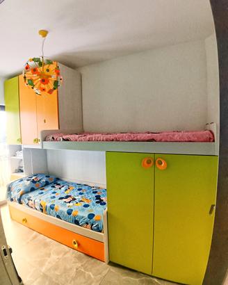 cameretta per bambini 3  letti a castello