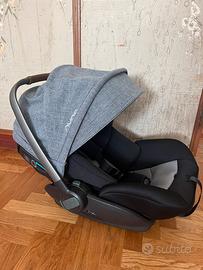 Seggiolino auto Nuna Arra I-Size con base Isofix