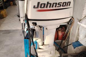 Motore Johnson 6cv 2t gambo lungo