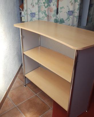 mobile a scaffali