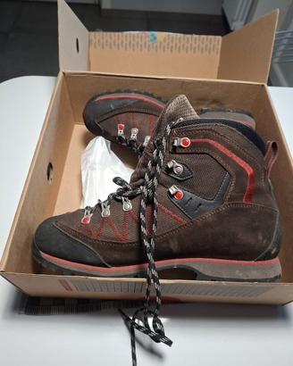 Scarponi Trekking Tg 45