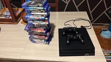ps4 pro+2 controller originali e 29 giochi