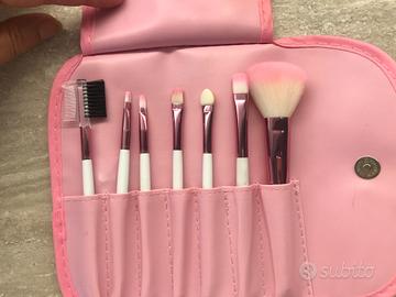 Set pennelli make up