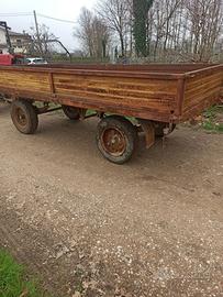 Rimorchio per trattore