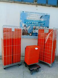 carrello con vassoi