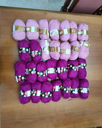 Gomitoli lana rosa fucsia