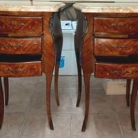 Coppia di comodini francesi Luigi XV