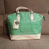 borsa in pelle lucida 