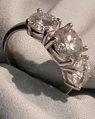  anello in argento con 4 carati di moissanite