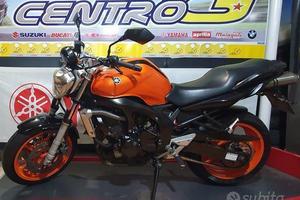 Yamaha FZ6 -SP-AKRAPOVIC 2006