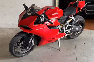 DUCATI Panigale 899