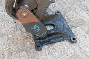 supporto motore cherokee xj VM