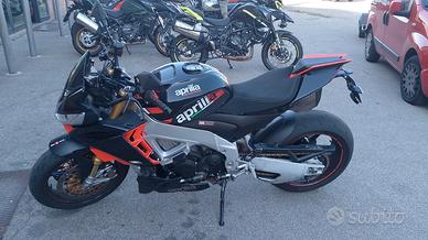 Aprilia Tuono V4 1100 FACTORY