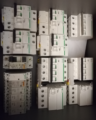 Materiale elettrico