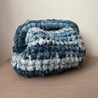 Clutch Bag fatta a mano all’uncinetto in Denim