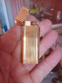 accendino Les must de Cartier placcato oro 