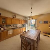 3 LOCALI A MARANO DI NAPOLI