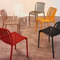 Sedie design impilabili in polipropilene