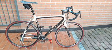 bicicletta specialissima da corsa