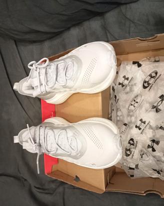 scarpe Under Armour UA Phantom 4 RFLCT