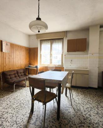 3 LOCALI A GROSOTTO
