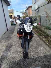KTM 1190 Adventure r