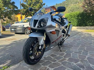 Honda vtr sp1 asi targa oro