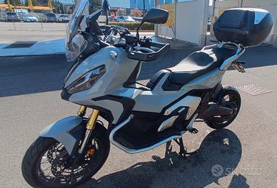 Honda X-ADV 750 DCT Gravel 