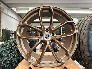 Cerchi nuovi in lega Porsche Macan raggio 20