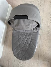 Carrozzina/navicella Cybex