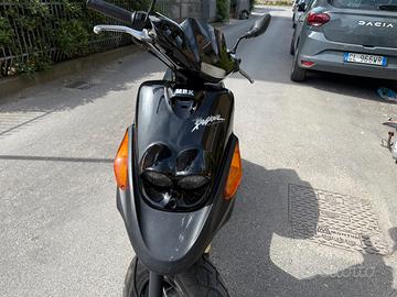 Yamaha BOOSTER - 1999