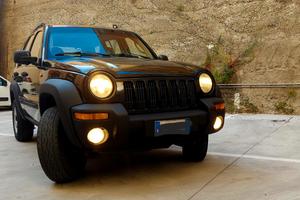 JEEP Cherokee sport 2.5 cc 142 cv