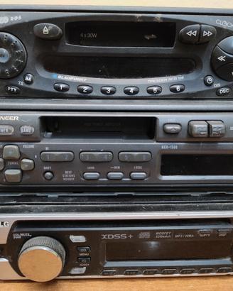 Lotto autoradio Blaupunkt, Pioneer, LG