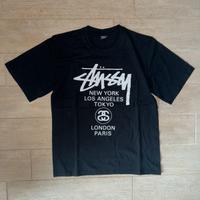maglia stussy con scritte