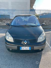 Renault Scenic 1.5 dci