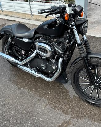 HARLEY DAVIDSON SPORTSTER 883