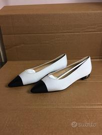 Ballerina bassa Chanel in canvas