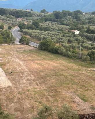 Piazzale per parcheggio