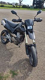 Honda supermotard A2