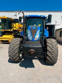 New Holland T 7.200 usato