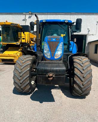 New Holland T 7.200 usato