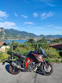 KTM Superduke 1290 GT Black