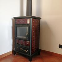 Stufa a legna seminuova