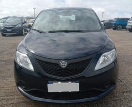 Lancia Ypsilon 1.0 FireFly 5 porte S&S Hybrid Ecoc