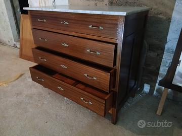 Comó con specchiera primi del 900.