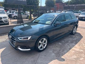 Audi A4 Avant 30 TDI/136 CV S tronic Business Adva