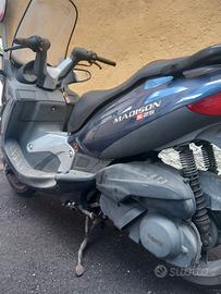 Moto Malaguti Madison 250